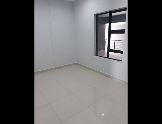 3 BEDROOM APARTMENT FOR SALE IN UMHLANGA RIDGE